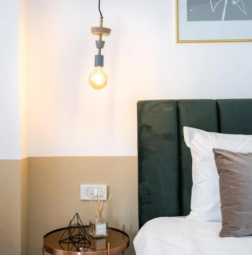 The Loft Luxury Apartments-Near The Park In The City Center Bucureşti 0*,