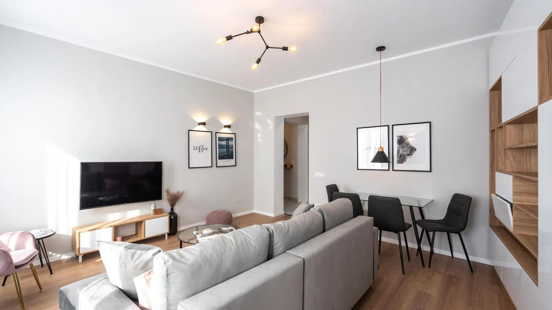Apartament The Loft Luxury Apartments-Near The Park In The City Center Bucureşti