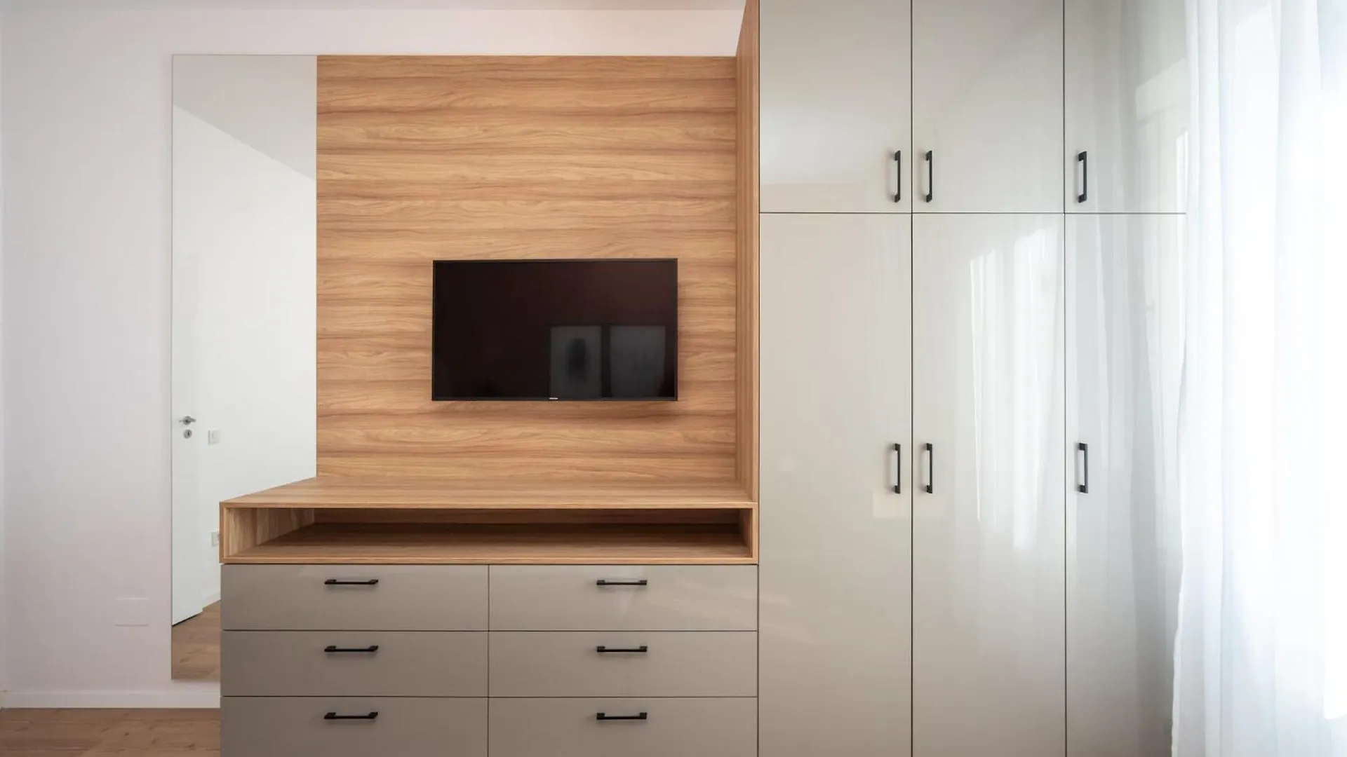 The Loft Luxury Apartments-Near The Park In The City Center Bucureşti Apartament