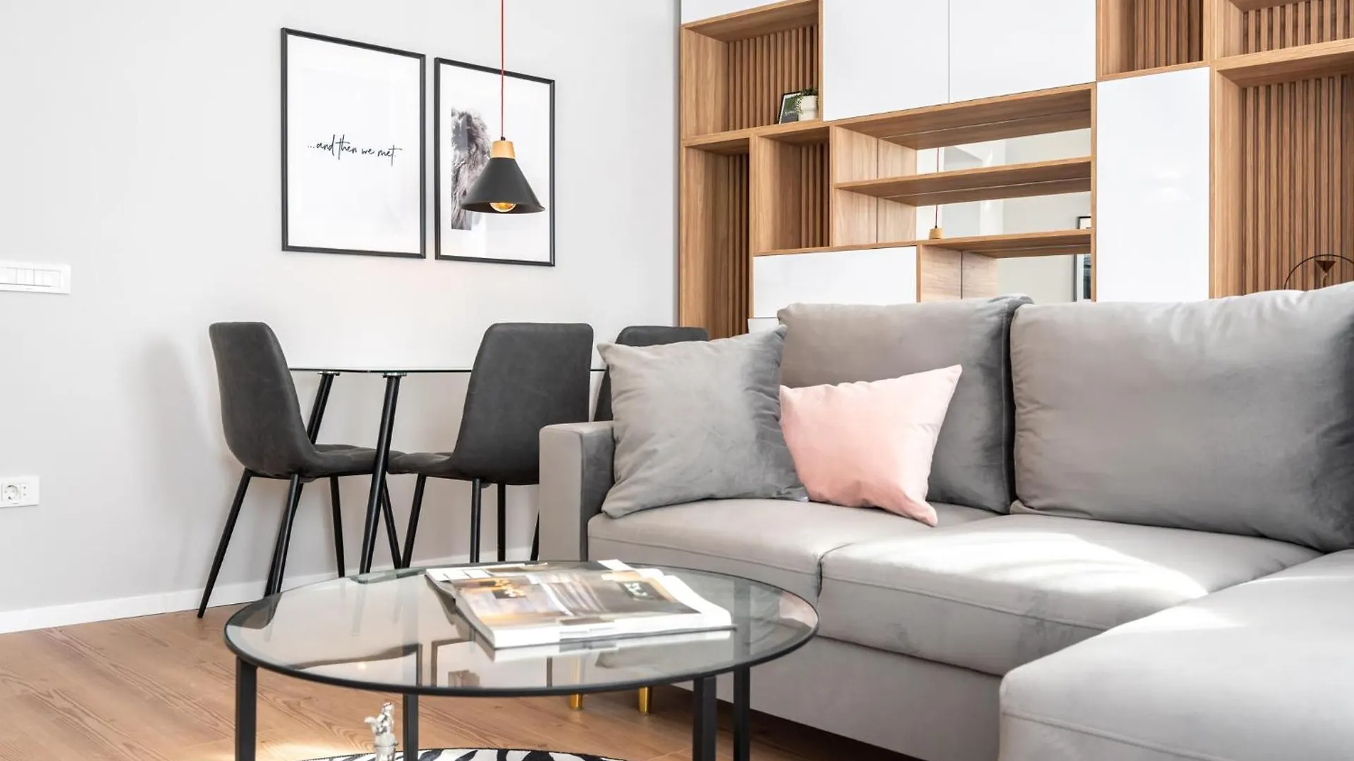 The Loft Luxury Apartments-Near The Park In The City Center Bucureşti